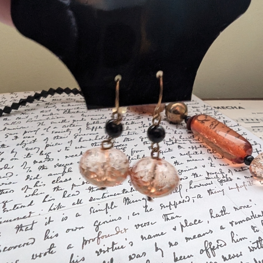 Vintage Amber and Gold Beaded Necklace And Earrings - Picture 8 of 9